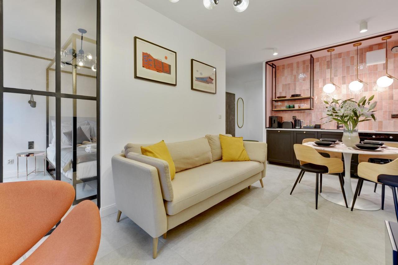 Aura III Apartments & Free Parking By Downtown Apartments Gdansk Bagian luar foto
