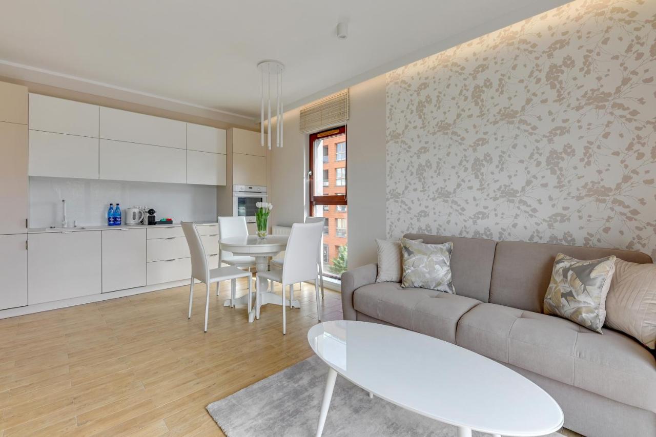Aura III Apartments & Free Parking By Downtown Apartments Gdansk Bagian luar foto